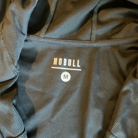 NOBULL - light Running Jacket with hood - Picture 3 of 4